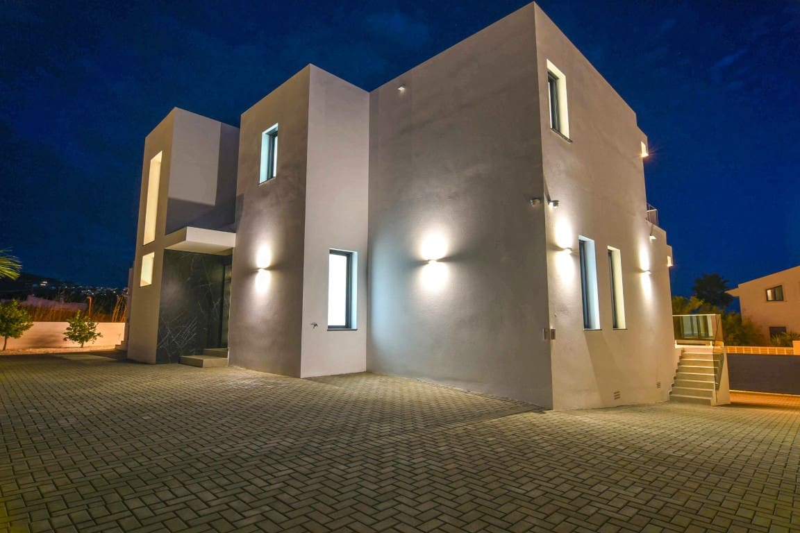 4 bedroom Villa for sale in Moraira with pool garage - € 1,100,000 (Ref: 5563367)