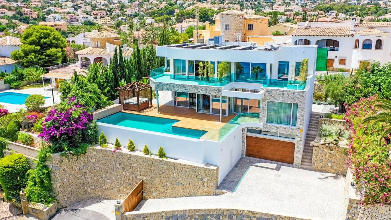 3 bedroom Villa for sale in Calpe / Calp with pool garage - € 3,200,000 (Ref: 5563371)