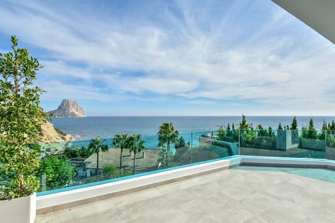 3 bedroom Villa for sale in Calpe / Calp with pool garage - € 3,200,000 (Ref: 5563371)