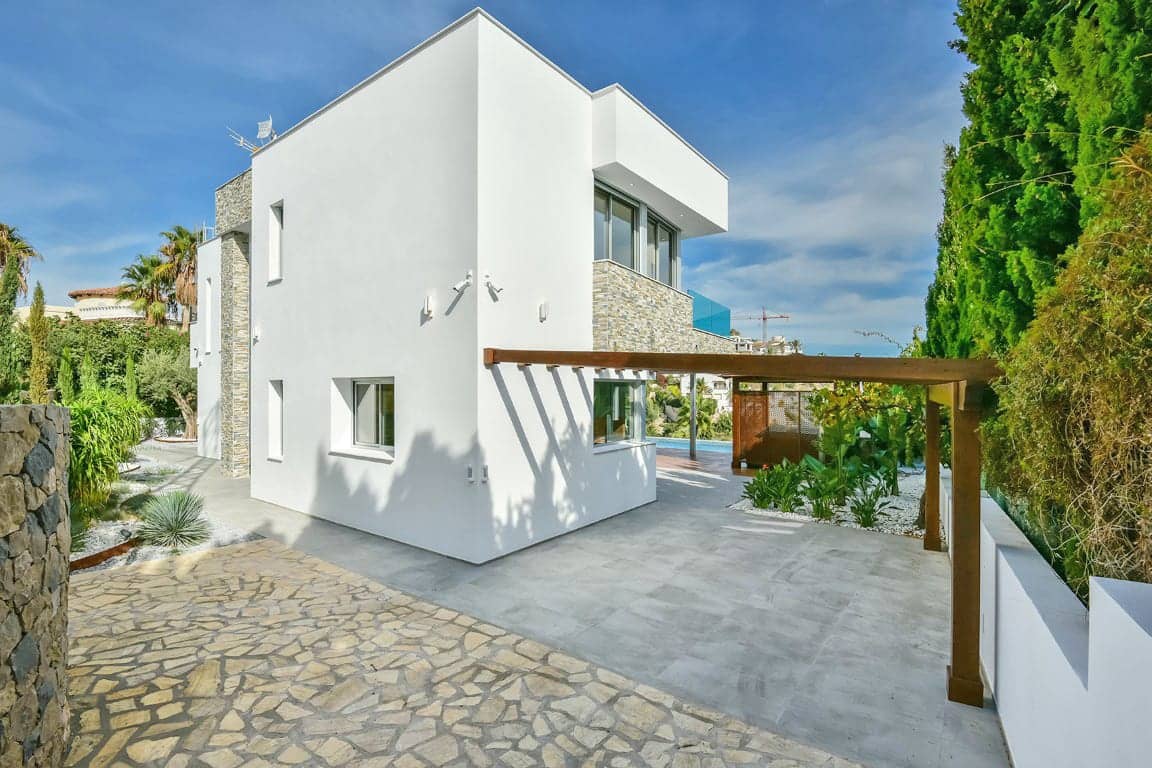 3 bedroom Villa for sale in Calpe / Calp with pool garage - € 3,200,000 (Ref: 5563371)