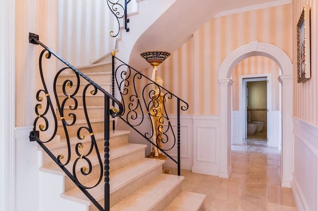 6 sypialnia Willa na sprzedaż w Dénia z basenem garażem - 1 450 000 € (Ref: 5563382)