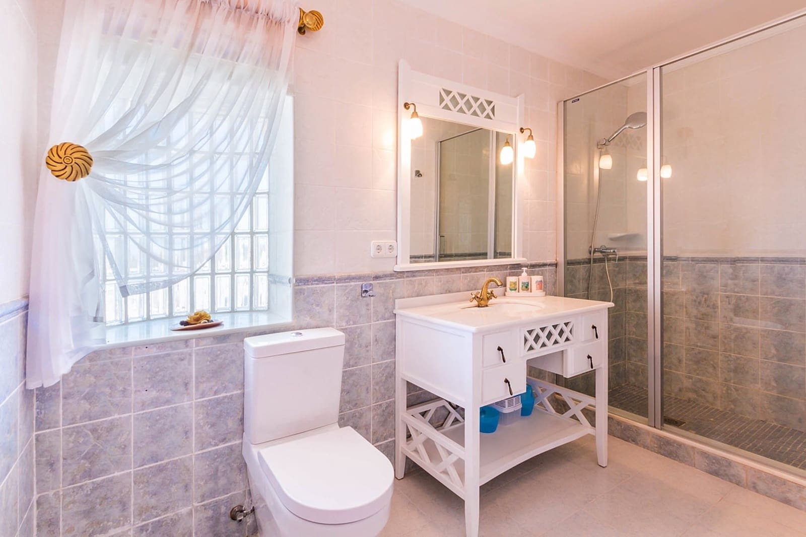 6 bedroom Villa for sale in Denia with pool garage - € 1,450,000 (Ref: 5563382)