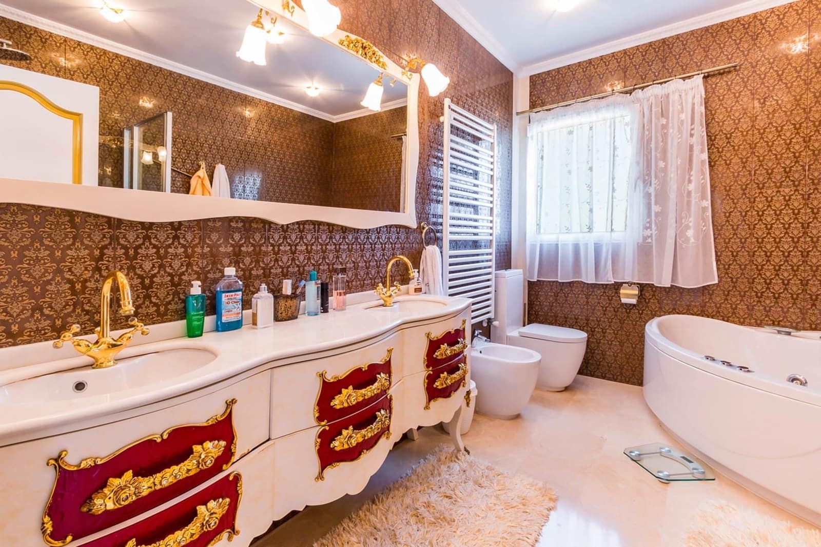 6 bedroom Villa for sale in Denia with pool garage - € 1,450,000 (Ref: 5563382)