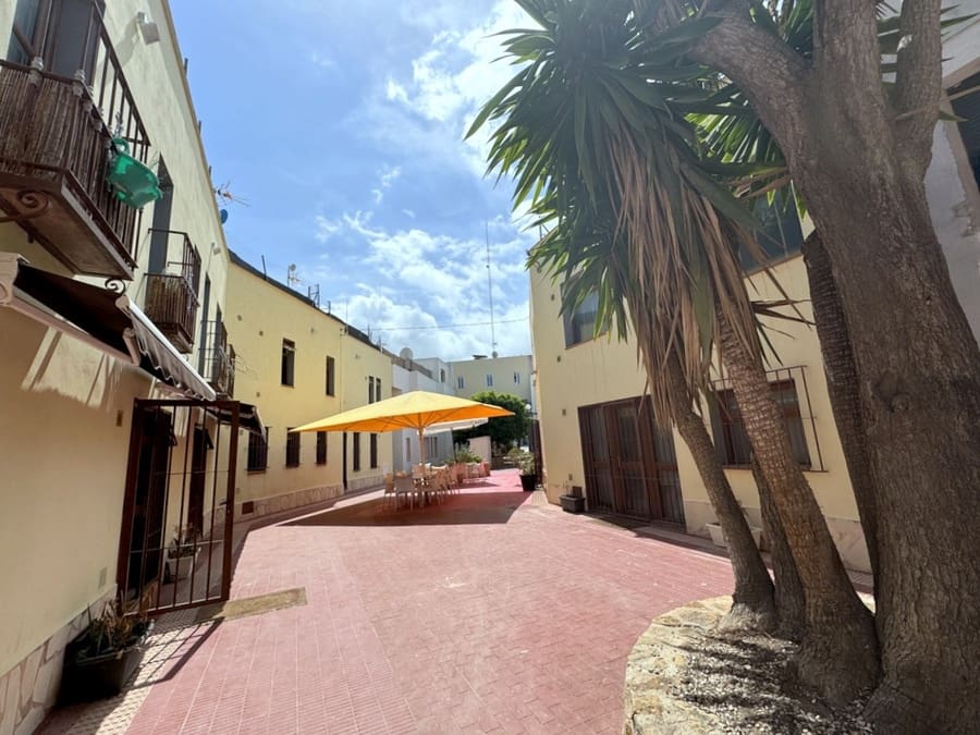 5 bedroom Townhouse for sale in Javea / Xabia - € 499,000 (Ref: 5563427)