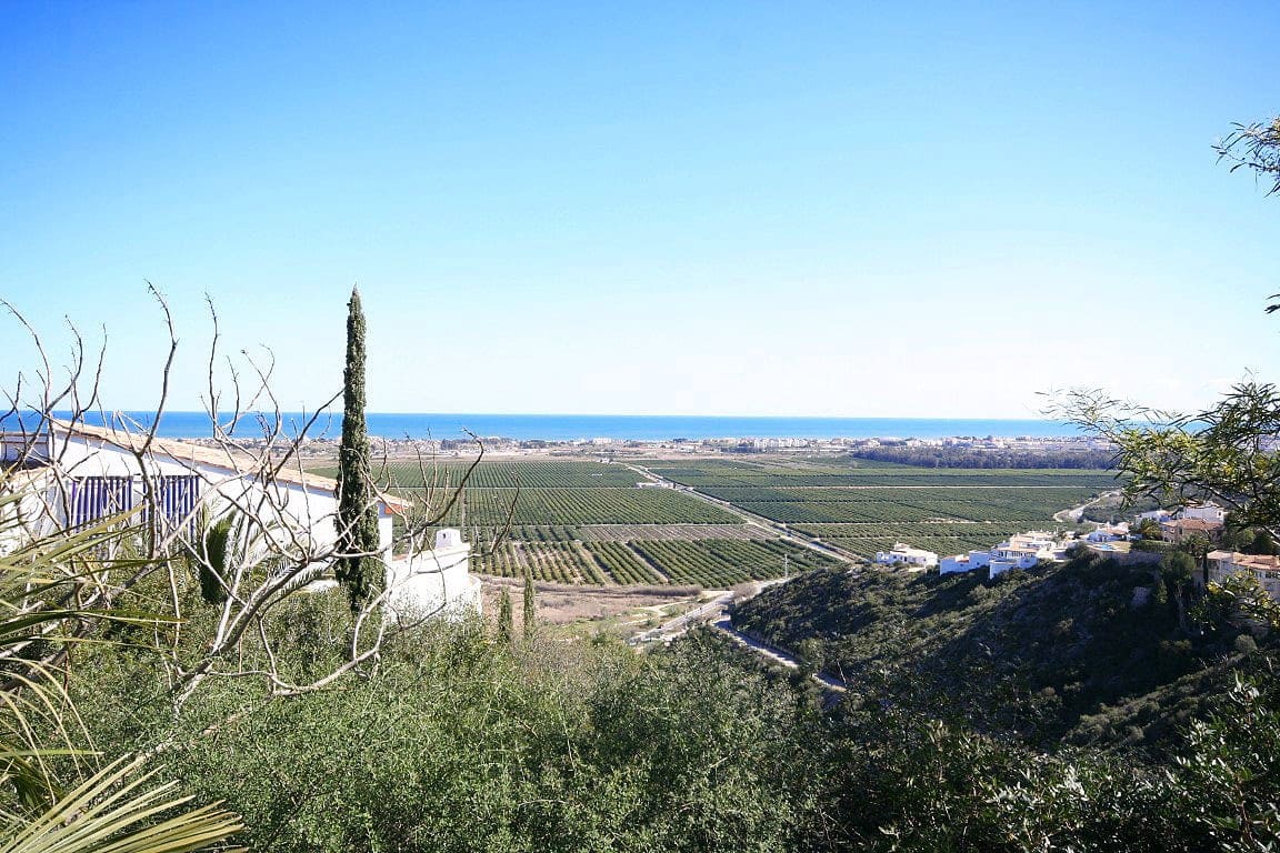 3 bedroom Villa for sale in Pedreguer with pool - € 575,000 (Ref: 5563476)