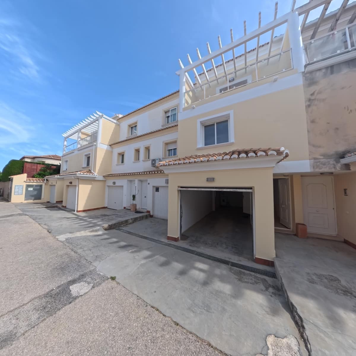 3 soverom Hus til salgs i Denia med garasje - € 350 000 (Ref: 5563492)