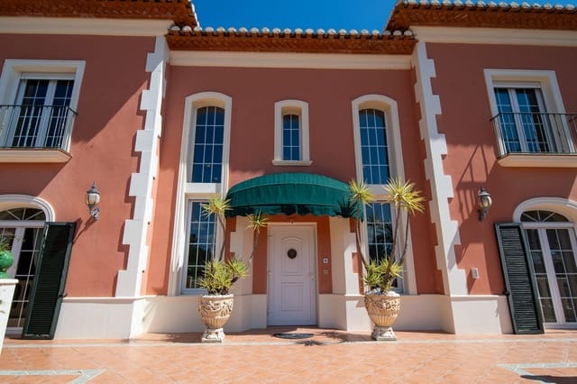 8 bedroom Villa for sale in Montgó - Ermita, Javea / Xàbia with pool garage - € 1,550,000 (Ref: 5563562)