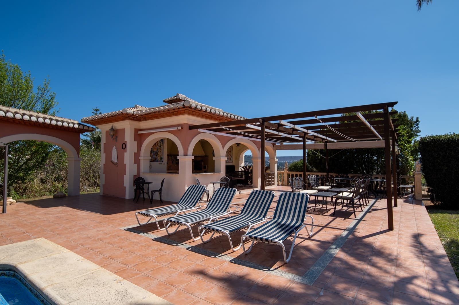 8 chambre Villa/Maison à vendre à Javea / Xabia avec piscine garage - 1 550 000 € (Ref: 5563562)