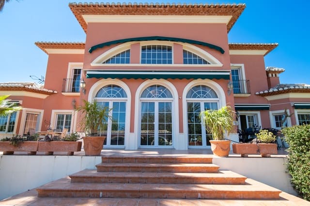 8 bedroom Villa for sale in Montgó - Ermita, Javea / Xàbia with pool garage - € 1,550,000 (Ref: 5563562)