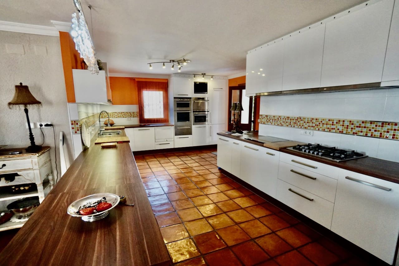 5 quarto Quinta/Casa Rural para venda em Benissa com piscina garagem - 1 800 000 € (Ref: 5563566)