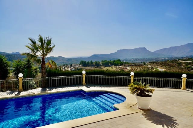 5 quarto Quinta/Casa Rural para venda em Benissa com piscina garagem - 1 800 000 € (Ref: 5563566)