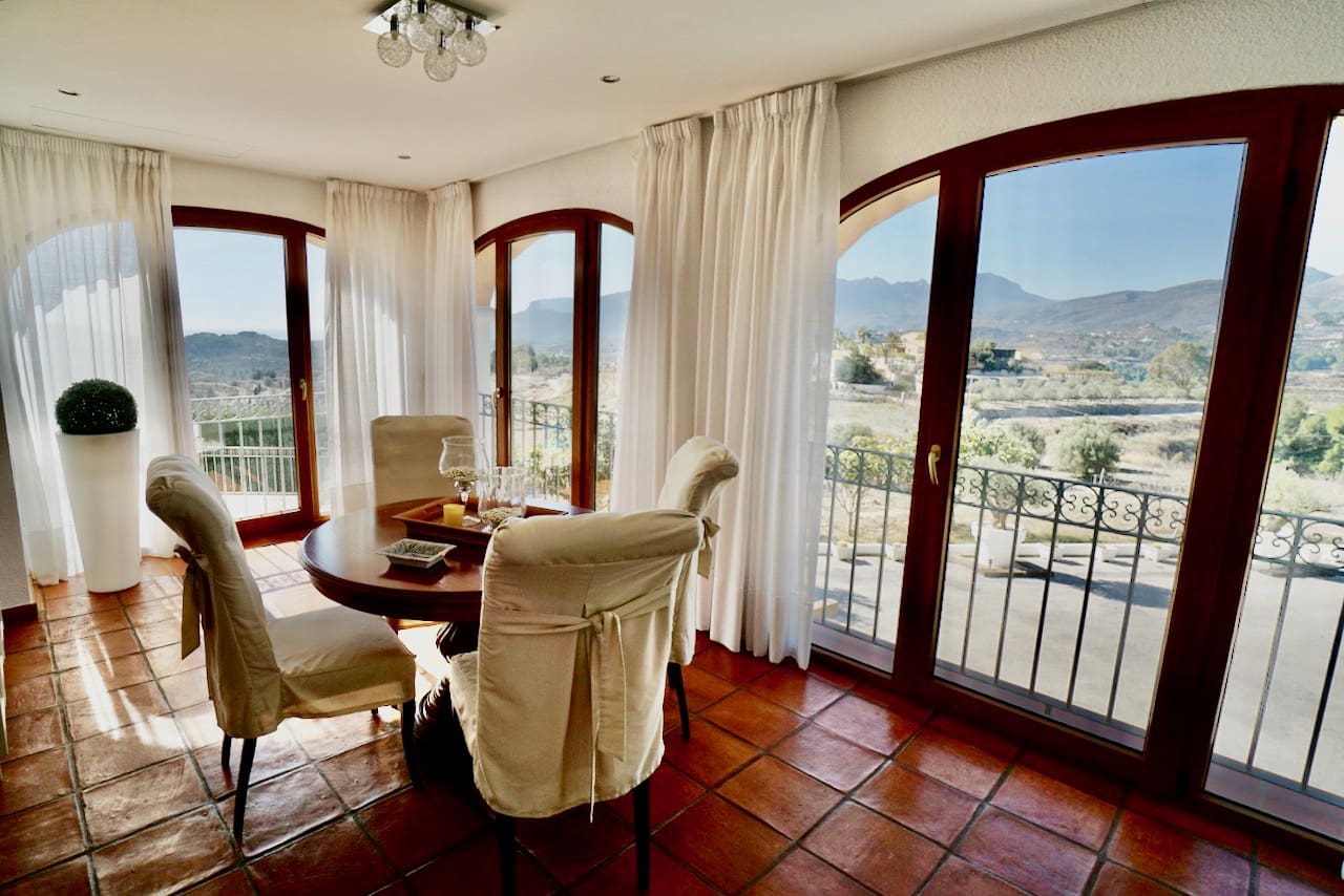 5 quarto Quinta/Casa Rural para venda em Benissa com piscina garagem - 1 800 000 € (Ref: 5563566)