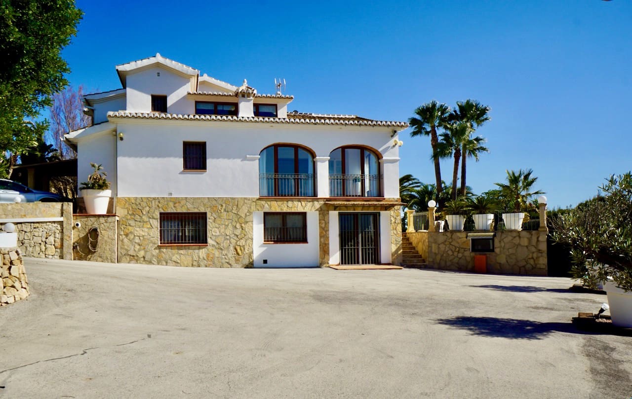 5 quarto Quinta/Casa Rural para venda em Benissa com piscina garagem - 1 800 000 € (Ref: 5563566)