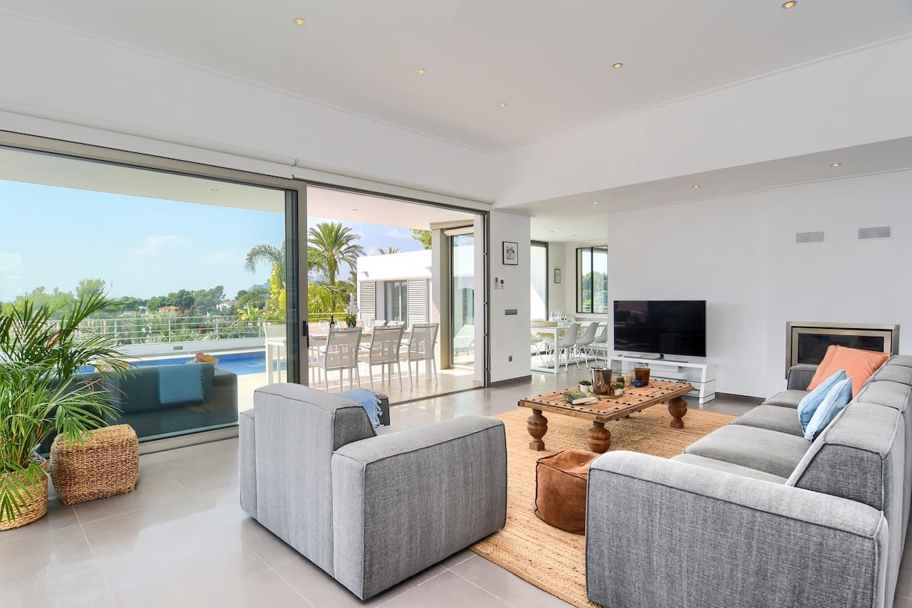 3 bedroom Villa for sale in Benissa with pool garage - € 1,150,000 (Ref: 5563585)