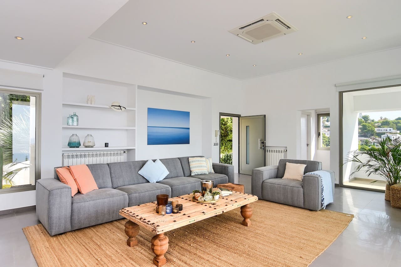 3 bedroom Villa for sale in Benissa with pool garage - € 1,150,000 (Ref: 5563585)