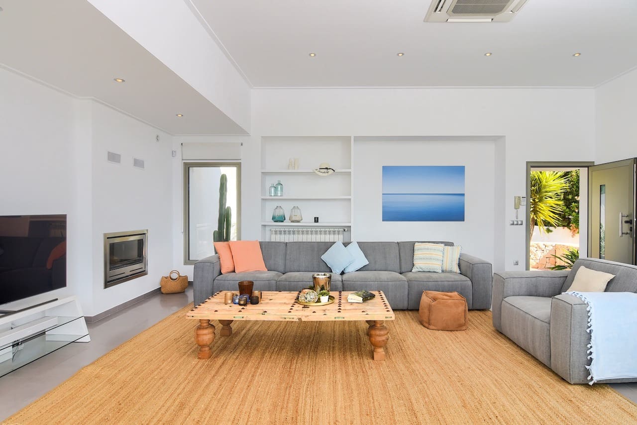 3 bedroom Villa for sale in Benissa with pool garage - € 1,150,000 (Ref: 5563585)