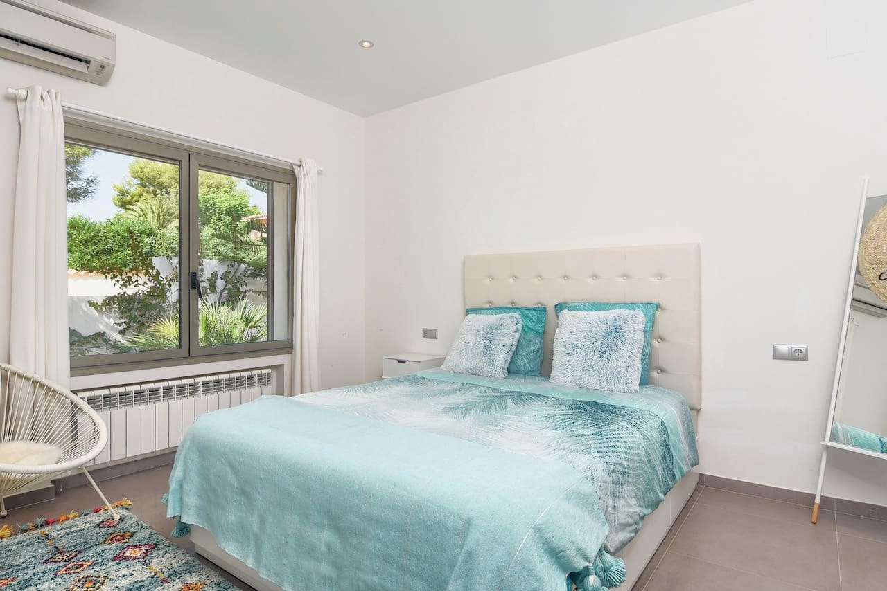 3 bedroom Villa for sale in Benissa with pool garage - € 1,150,000 (Ref: 5563585)