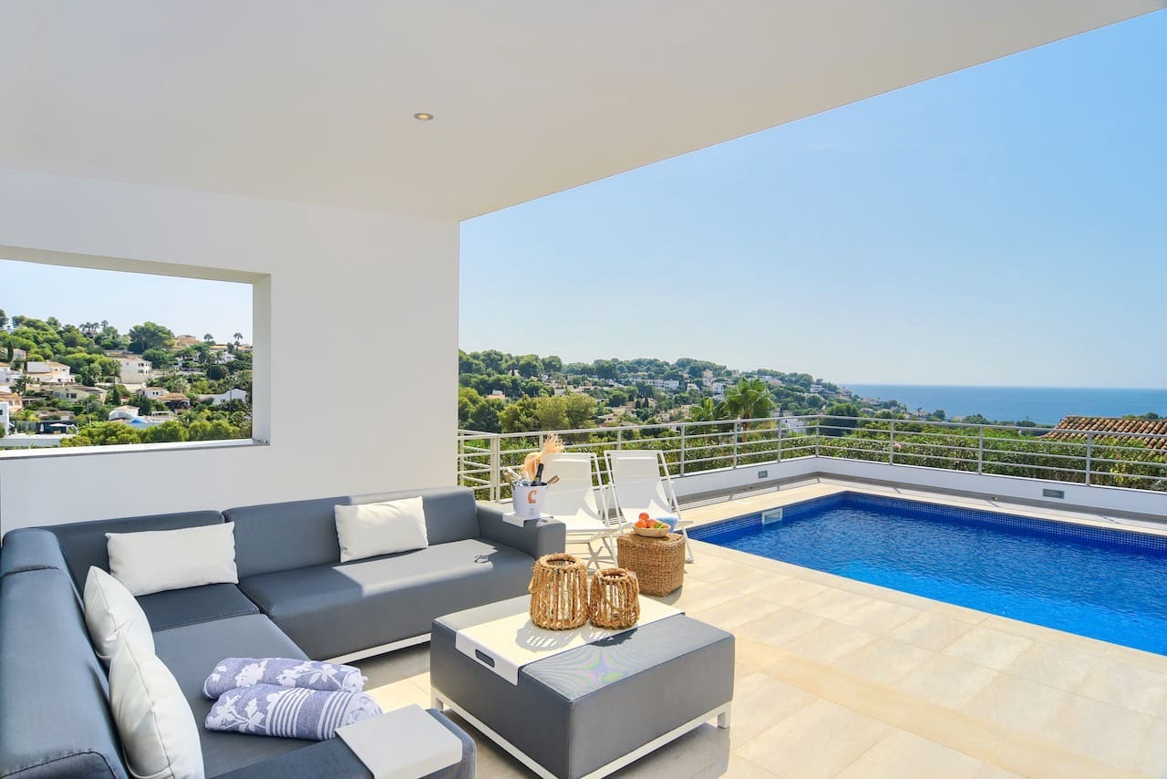 3 bedroom Villa for sale in Benissa with pool garage - € 1,150,000 (Ref: 5563585)