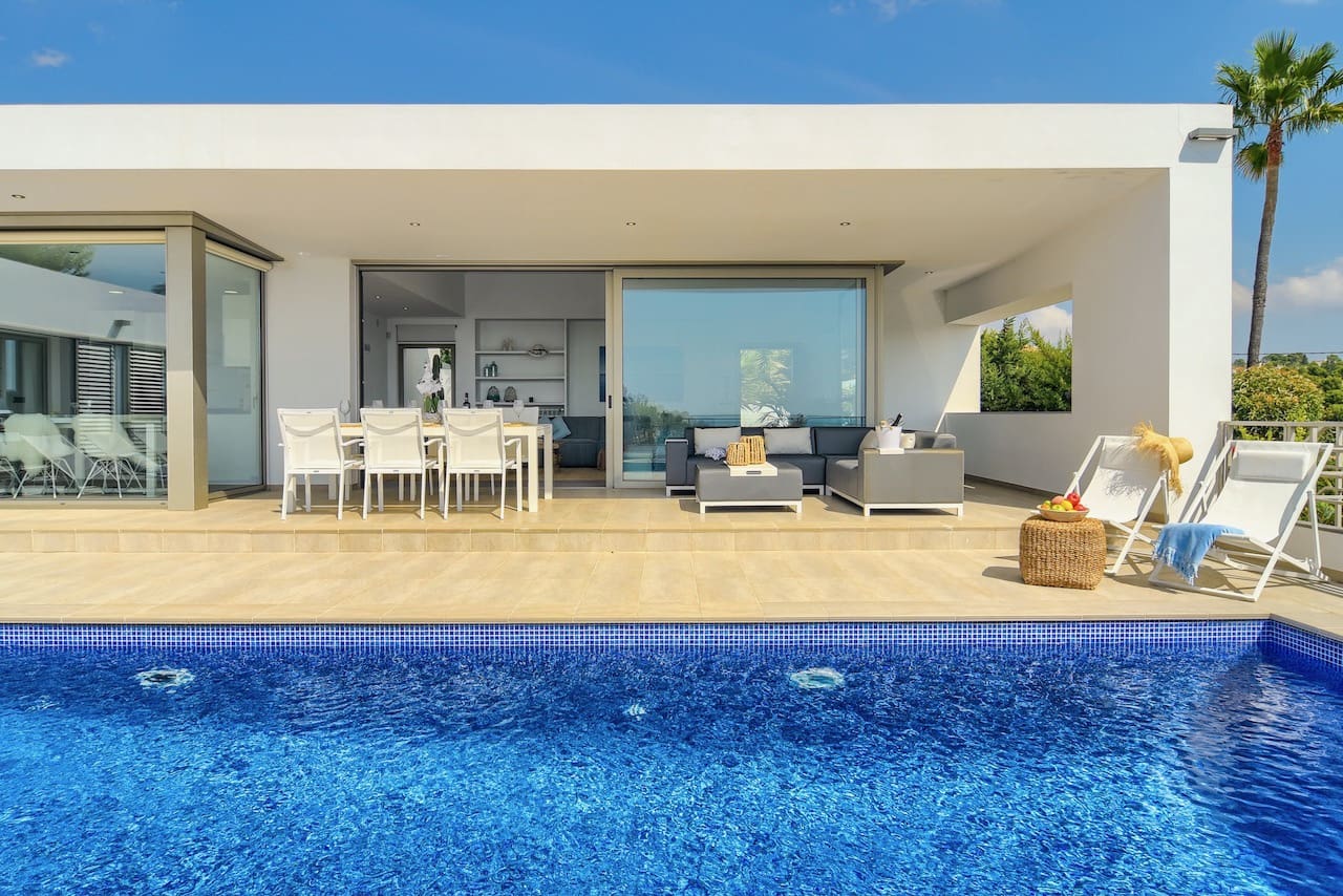 3 bedroom Villa for sale in Benissa with pool garage - € 1,150,000 (Ref: 5563585)