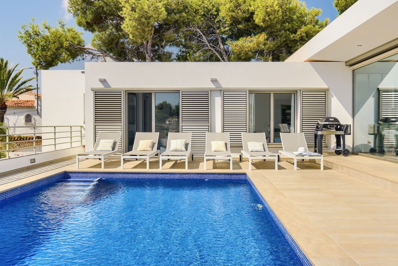 3 bedroom Villa for sale in Benissa with pool garage - € 1,150,000 (Ref: 5563585)