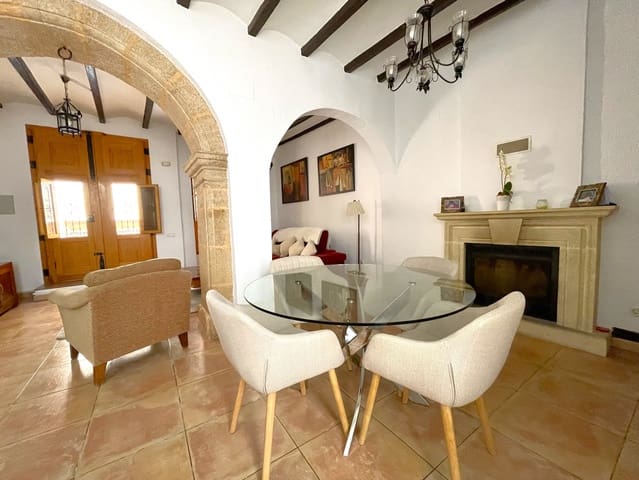 3 soveværelse Byhus til salg i Teulada Pueblo, Teulada-Moraira - € 325.000 (Ref: 5563669)