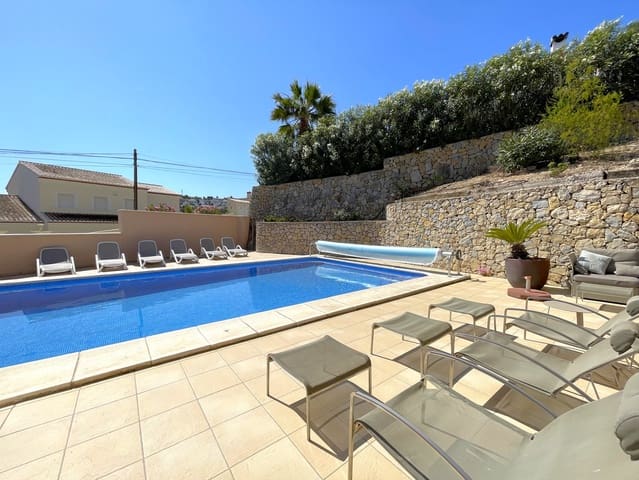 5 sypialnia Willa na sprzedaż w Moraira, Teulada-Moraira z basenem garażem - 825 000 € (Ref: 5563697)