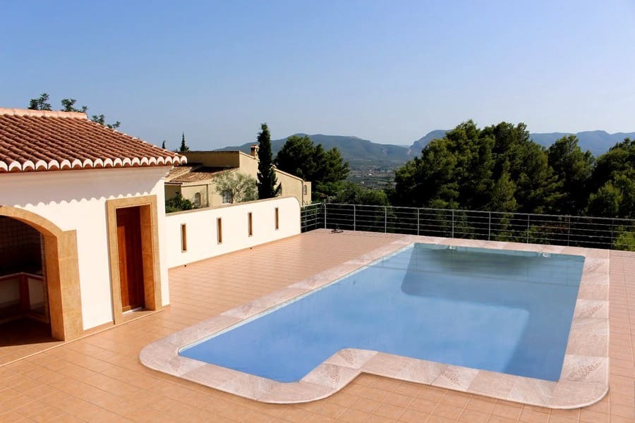 6 bedroom Villa for sale in Javea / Xabia with pool garage - € 1,145,000 (Ref: 8260423)