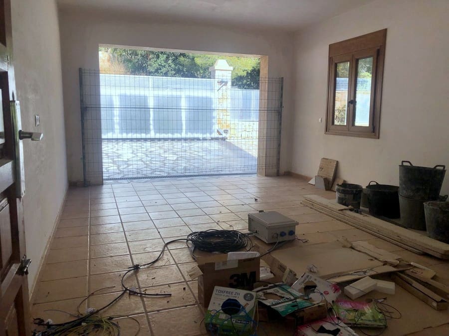 6 bedroom Villa for sale in Javea / Xabia with pool garage - € 1,145,000 (Ref: 8260423)