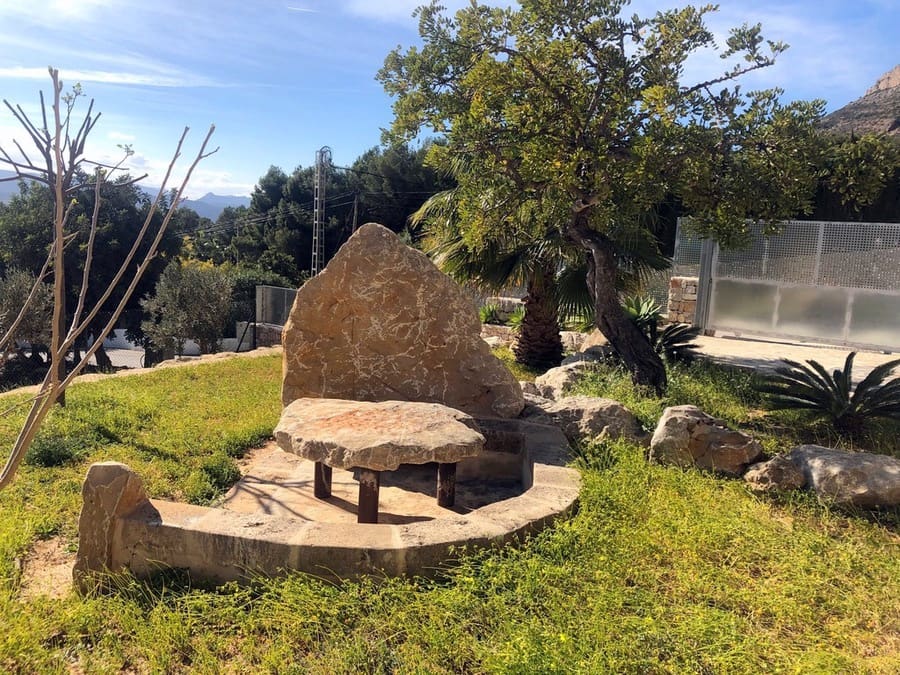 6 bedroom Villa for sale in Javea / Xabia with pool garage - € 1,145,000 (Ref: 8260423)