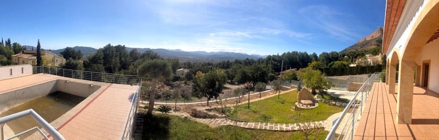 6 bedroom Villa for sale in Javea / Xabia with pool garage - € 1,145,000 (Ref: 8260423)