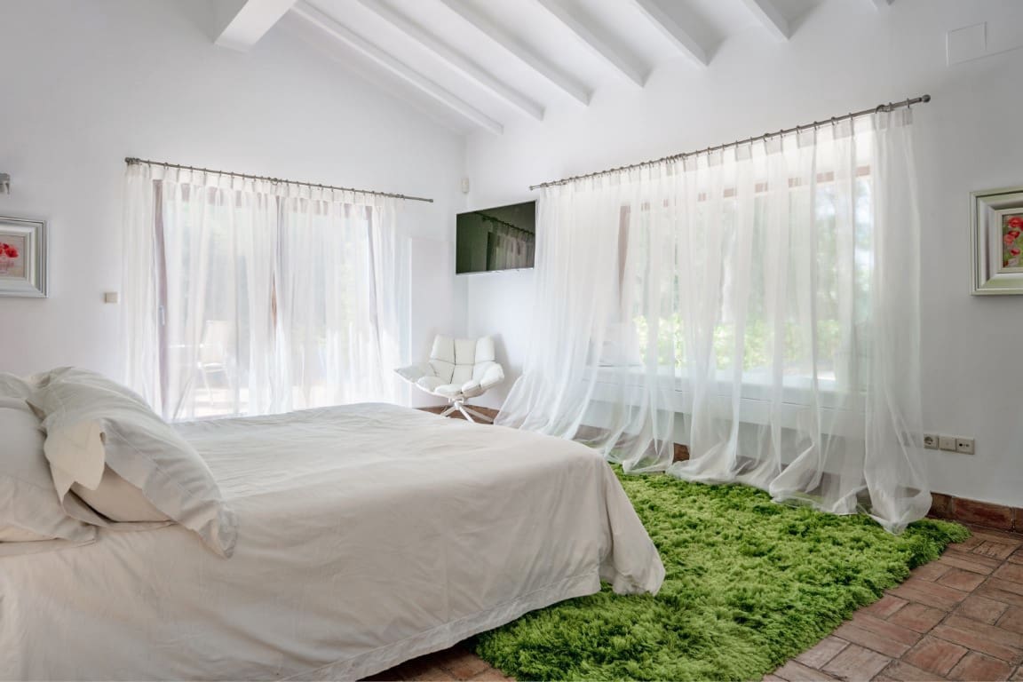 6 bedroom Villa for sale in Denia with pool - € 2,495,000 (Ref: 8260427)