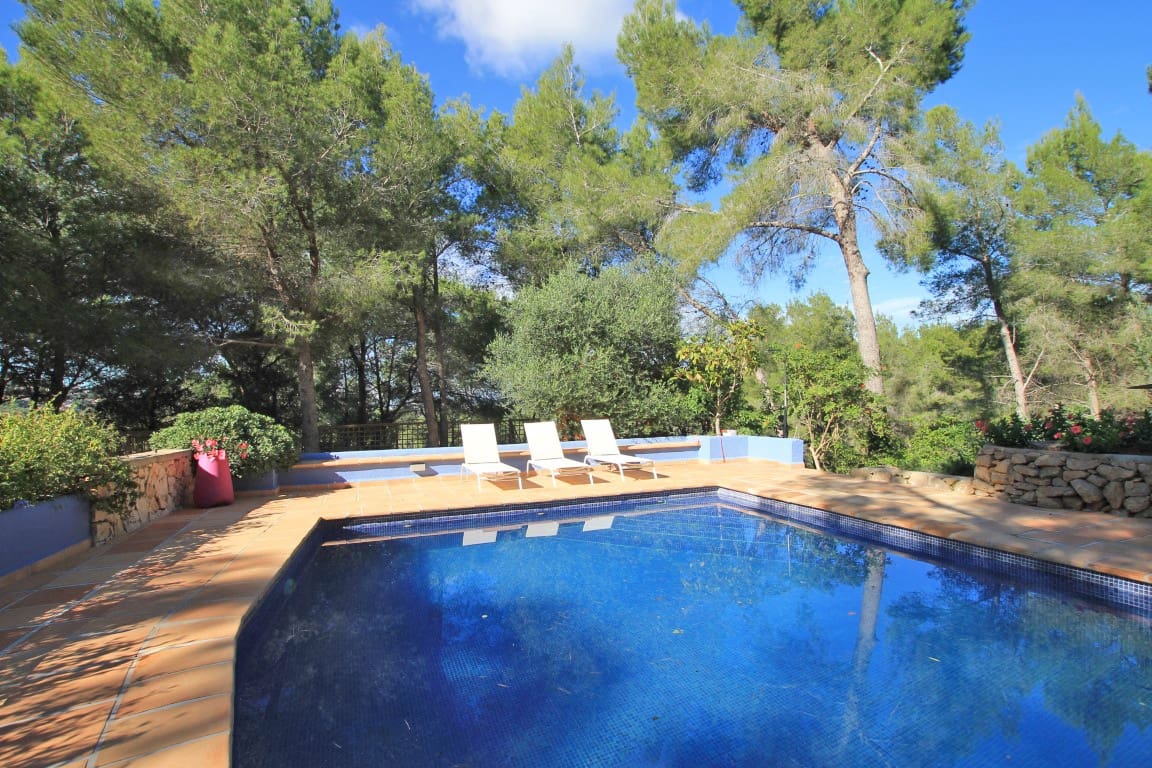 6 bedroom Villa for sale in Denia with pool - € 2,495,000 (Ref: 8260427)