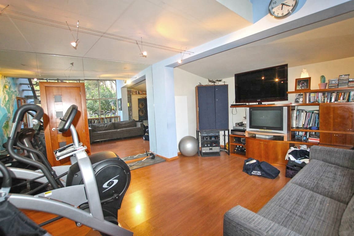 6 bedroom Villa for sale in Denia with pool - € 2,495,000 (Ref: 8260427)