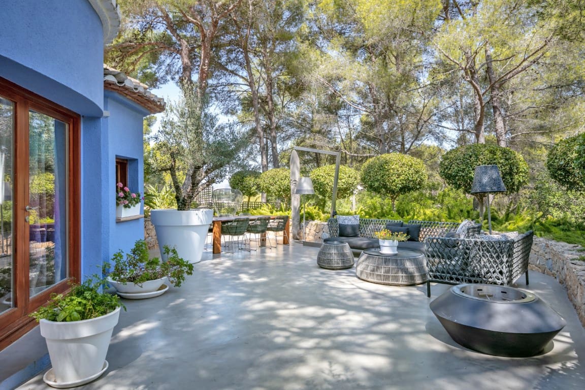 6 bedroom Villa for sale in Denia with pool - € 2,495,000 (Ref: 8260427)