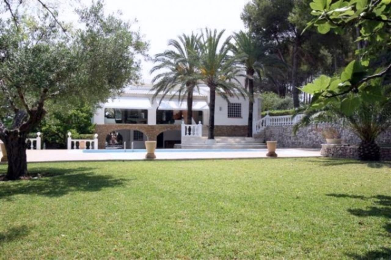 8 makuuhuone Huvila myytävänä paikassa Javea / Xabia mukana uima-altaan 
autotalli - 2 000 000 € (Ref: 8260431)