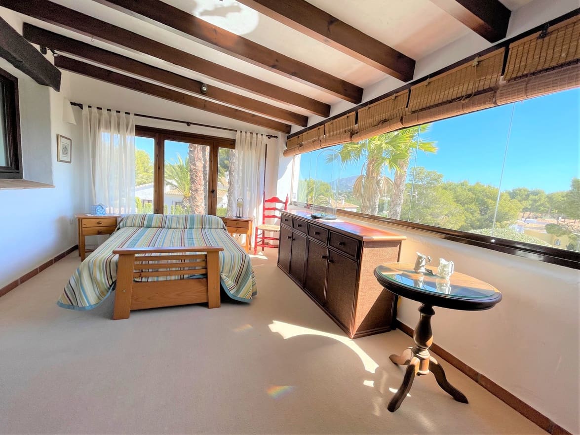 3 bedroom Villa for sale in Moraira with pool garage - € 850,000 (Ref: 8260441)