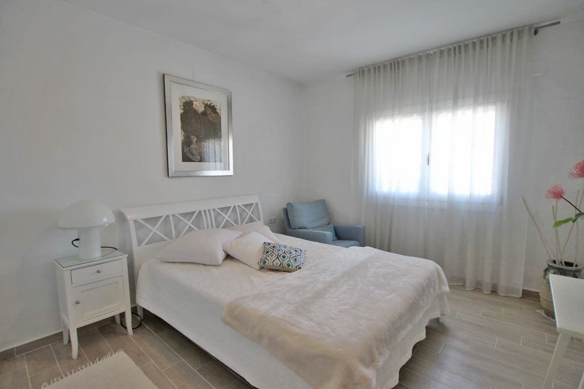 5 makuuhuone Huvila myytävänä paikassa Javea / Xabia mukana uima-altaan - 1 080 000 € (Ref: 8260447)