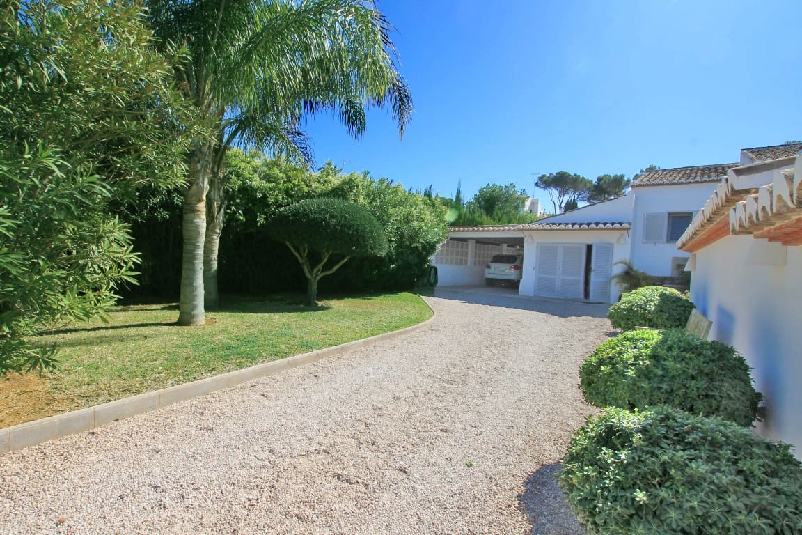 5 makuuhuone Huvila myytävänä paikassa Javea / Xabia mukana uima-altaan - 1 080 000 € (Ref: 8260447)