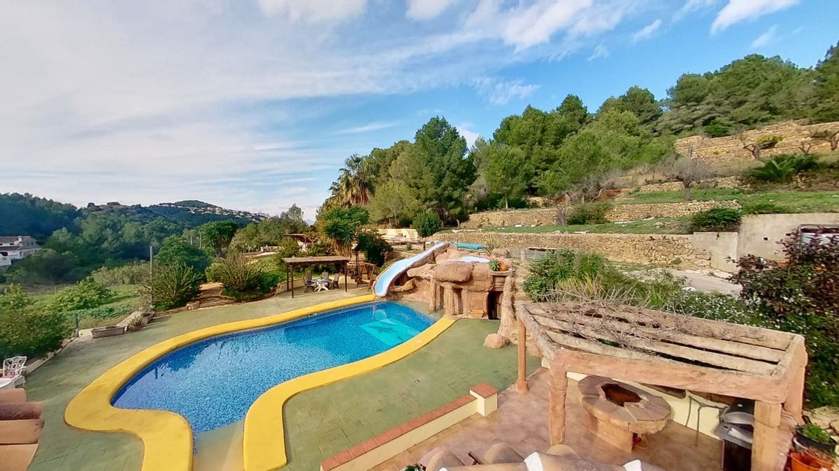 4 quarto Moradia para venda em Jesus Pobre com piscina - 795 000 € (Ref: 8260450)