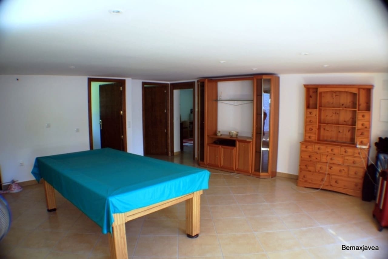 5 bedroom Villa for sale in Javea / Xabia with pool garage - € 1,215,000 (Ref: 8270727)