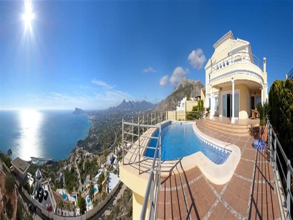 4 soverom Villa til salgs i Altea med svømmebasseng garasje - € 895 000 (Ref: 8270729)