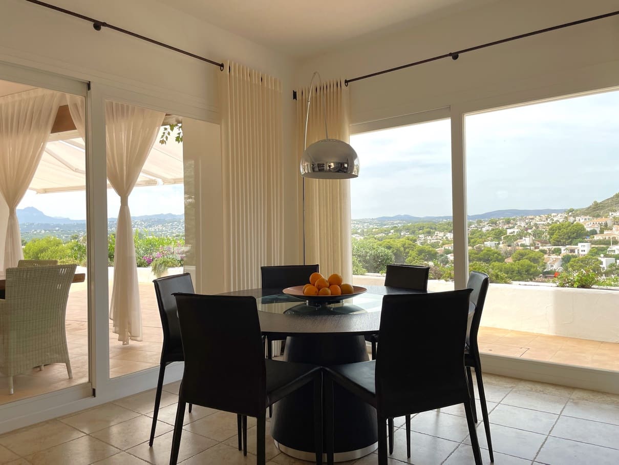 3 bedroom Villa for sale in Moraira with pool - € 1,800,000 (Ref: 8270734)