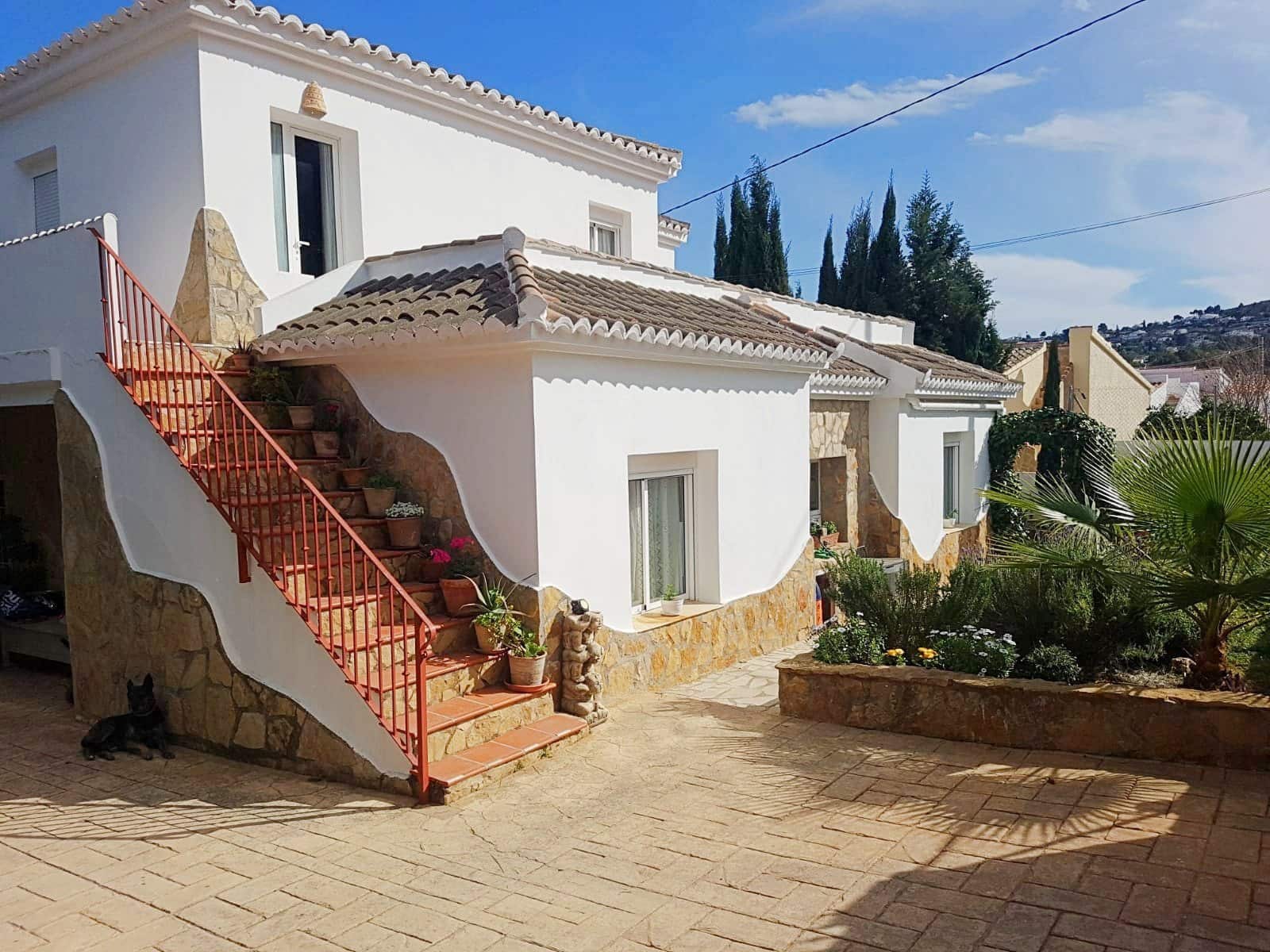 9 bedroom Villa for sale in Javea / Xabia with pool - € 705,000 (Ref: 8270736)