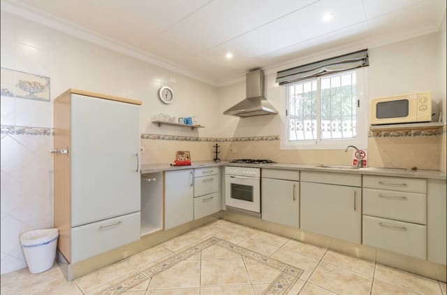 9 sypialnia Willa na sprzedaż w Moraira, Teulada-Moraira - 850 000 € (Ref: 8270738)