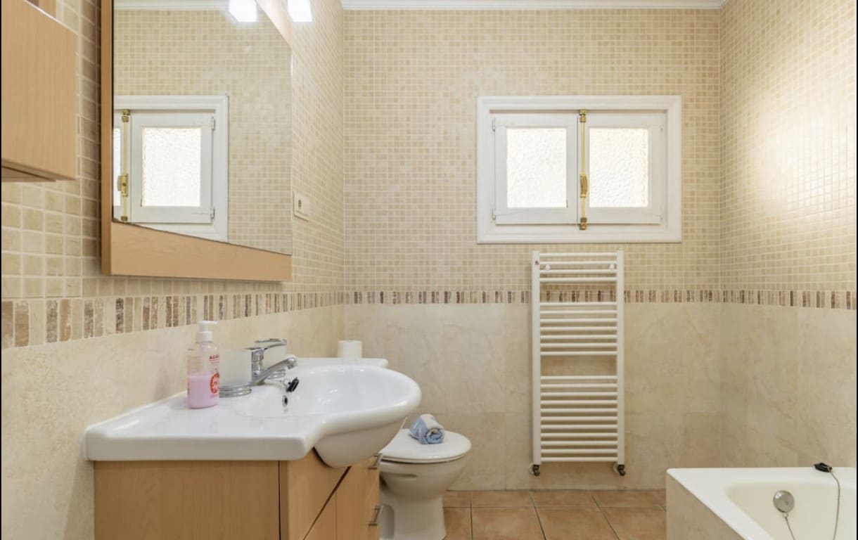 9 sypialnia Willa na sprzedaż w Moraira - 850 000 € (Ref: 8270738)