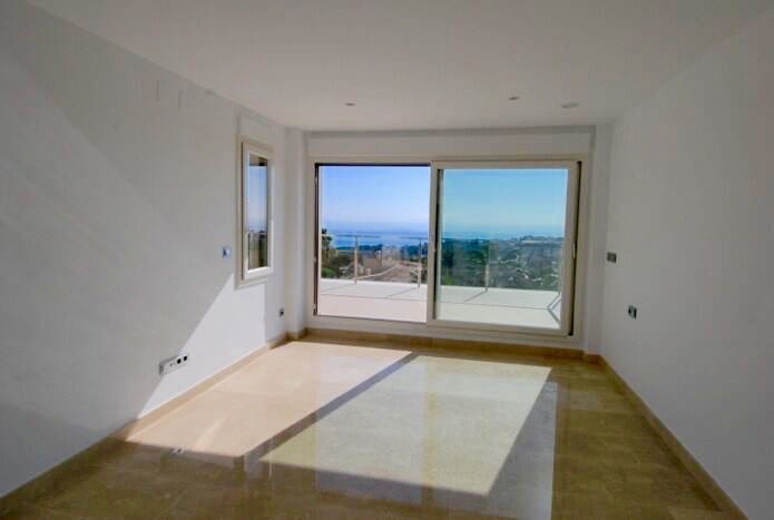 Chalet de 4 habitaciones en Moraira en venta con piscina - 2.180.000 € (Ref: 8270750)