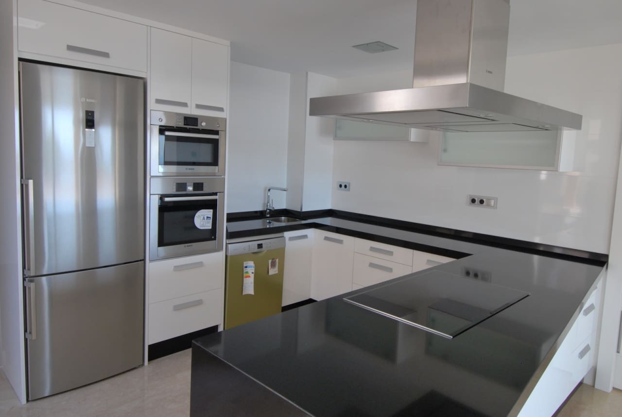 Chalet de 4 habitaciones en Moraira en venta con piscina - 2.180.000 € (Ref: 8270750)