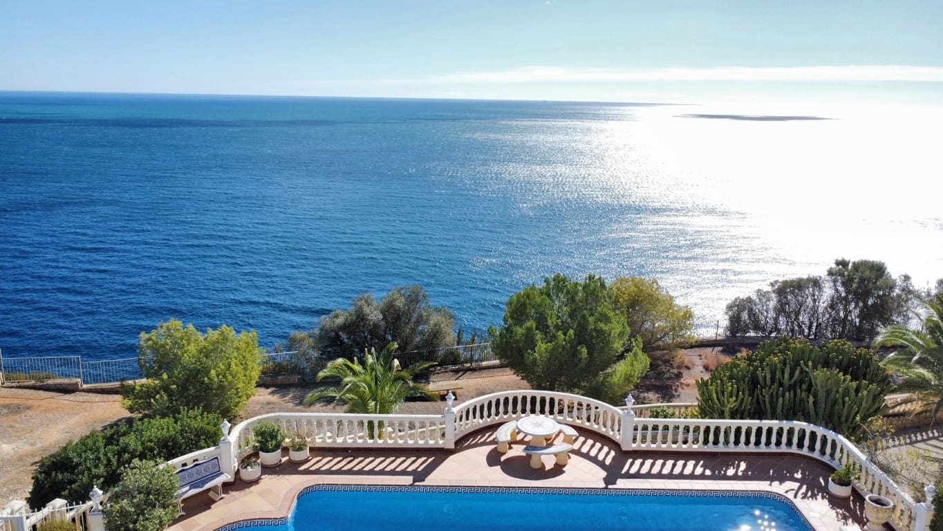 4 bedroom Villa for sale in Javea / Xabia with pool garage - € 2,250,000 (Ref: 8270760)