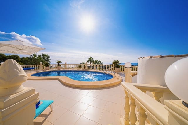 Chalet de 4 habitaciones en Moraira, Teulada-Moraira en venta con piscina garaje - 1.900.000 € (Ref: 8271666)