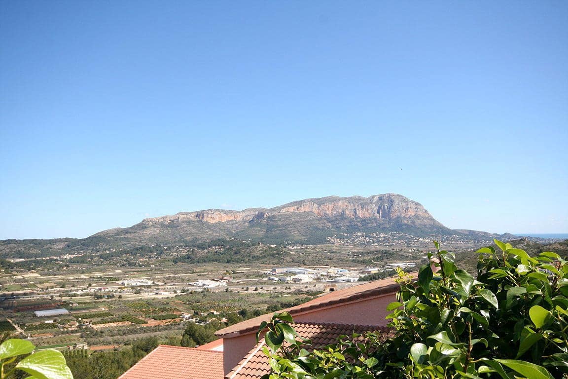 4 bedroom Villa for sale in Pedreguer - € 629,000 (Ref: 8271668)